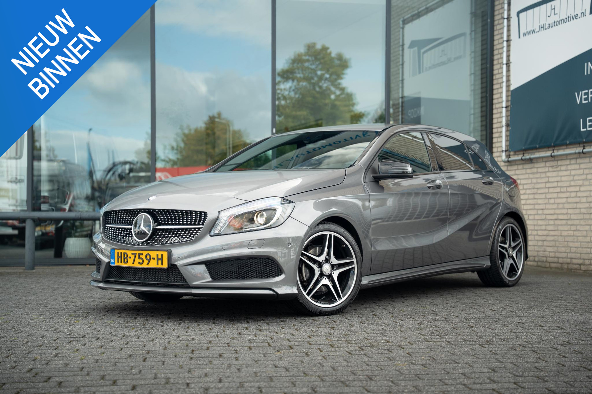 Mercedes-Benz A-Klasse 180*AMG*1e EIG*ORIG NL*30dkm*NIEUWSTAAT*AFN.HAAK*